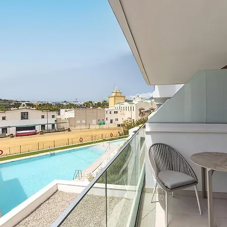 Lejlighed 3 Bedroom With Pool Views Atica Estepona