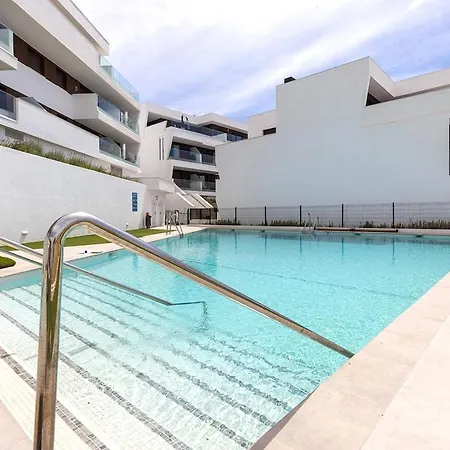 3 Bedroom With Pool Views Atica Lejlighed *